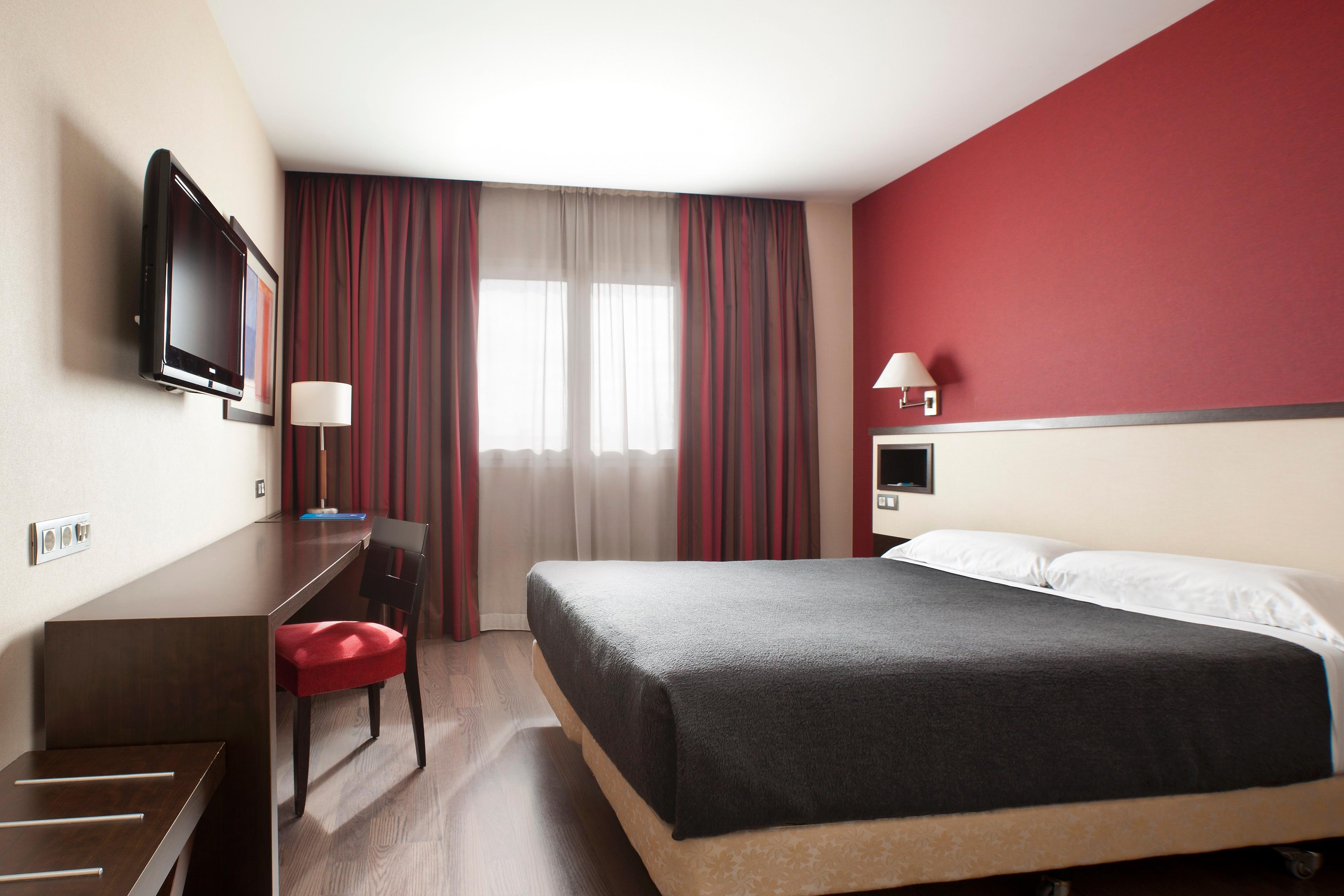Nh Parla Hotel Bagian luar foto